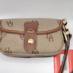 Dooney & Bourke Wrislet